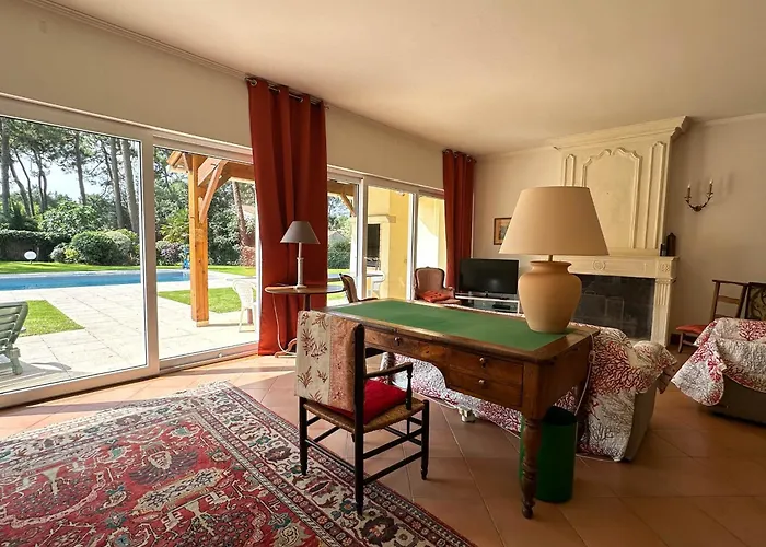 Moderne 8 Pers A La Palmyre Avec Piscine & Wifi - Fr-1-705-15 فيلة *