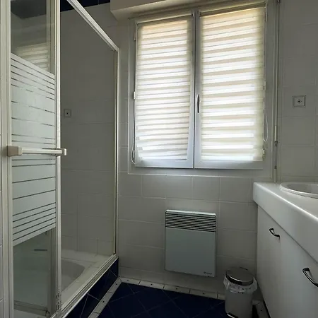 Vila A La Palmyre Avec Piscine, Tennis, Et Wifi - 8 Pers. - Fr-1-705-15 Les Mathes