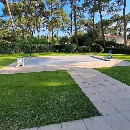A La Palmyre Avec Piscine, Tennis, Et Wifi - 8 Pers. - Fr-1-705-15 * Les Mathes