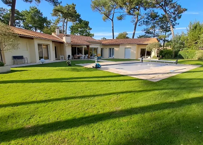 Villa Moderne 8 Pers A La Palmyre Avec Piscine & Wifi - Fr-1-705-15 *